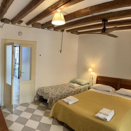 Antiche Stalle II Bergamo Luaran gambar